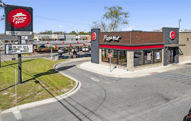 More Photos Of 125 N Ron McNair Blvd, Lake City Restaurant For Sale