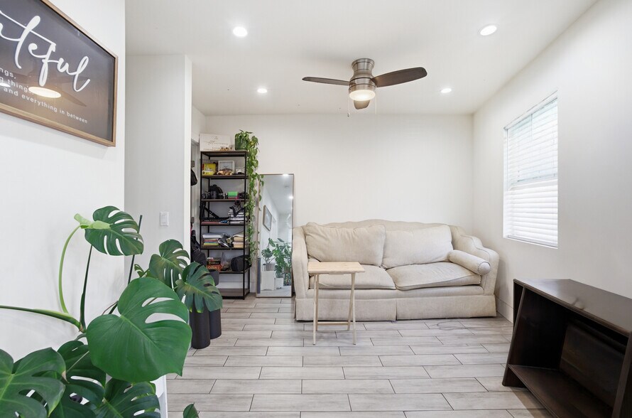 More Photos Of 8317 Whittier Blvd, Pico Rivera Storefront Retail Residential For Sale