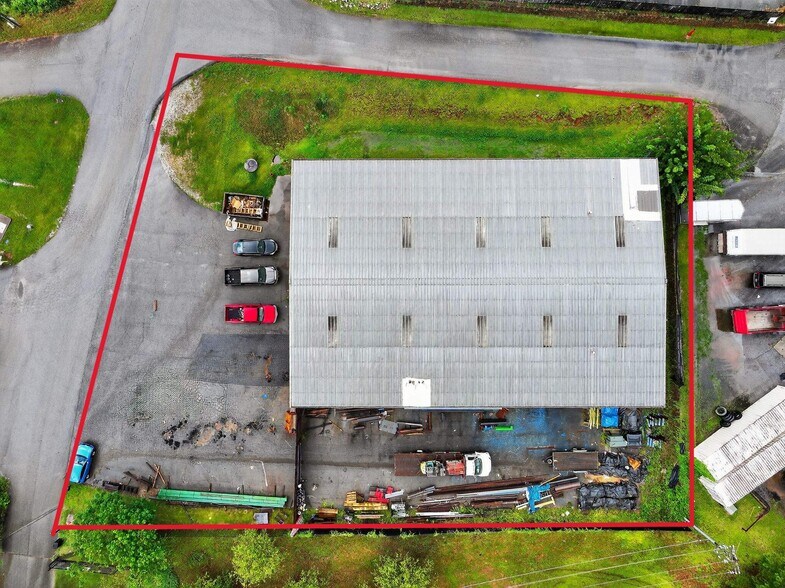 More Photos Of 459 Cadillac Pky, Dallas Warehouse For Sale