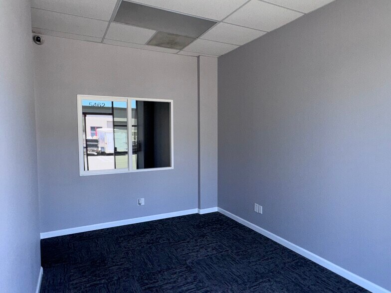 More Photos Of 5462 Pirrone Rd, Salida Light Distribution For Sale