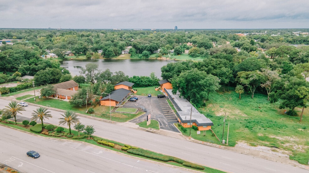 More Photos Of 3400 S US Highway 17/92, Casselberry Hotel For Sale