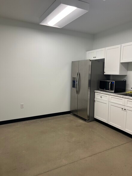 More Photos Of 209 Horsetail Moss ct, Myrtle Beach Manufacturing For Lease