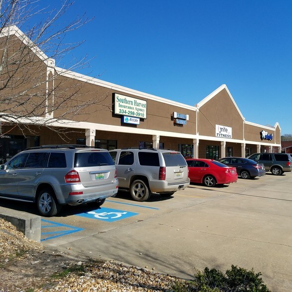 More Photos Of 3916 US-80, Phenix City Storefront Retail Office For Lease