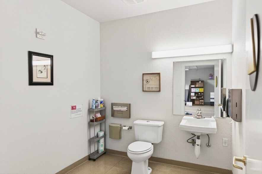 More Photos Of 1272 Hayes St, Napa Medical For Lease