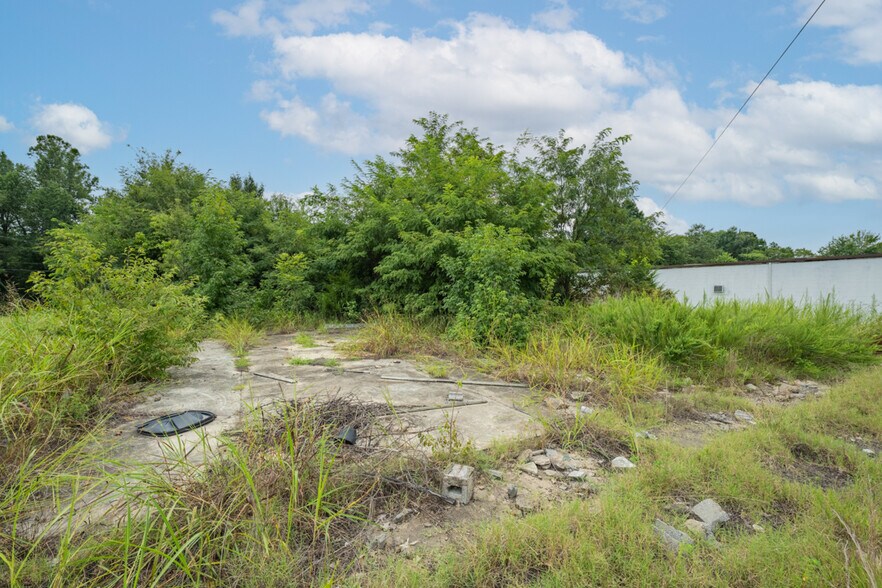 More Photos Of 1558 Main St, Yanceyville Land For Sale