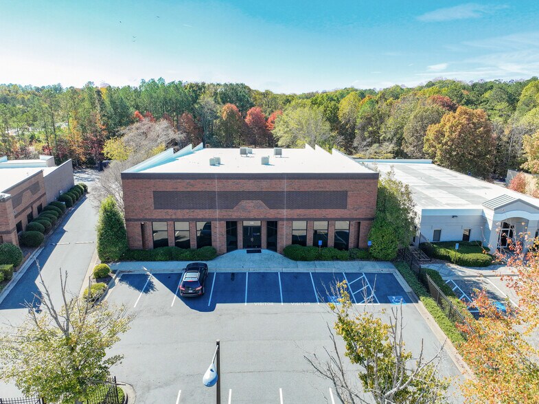 Primary Photo Of 5080 Old Ellis Pt, Roswell Industrial For Sale
