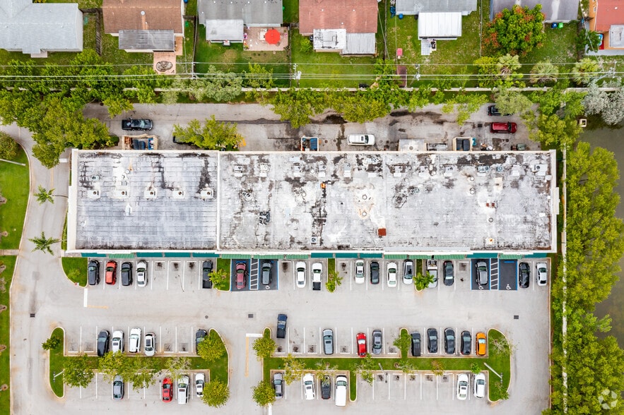 More Photos Of 11431-11461 W Oakland Park Blvd, Sunrise Unknown For Lease