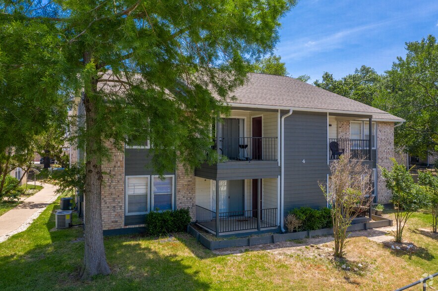 More Photos Of 1000 E University Dr, College Station Apartments For Sale