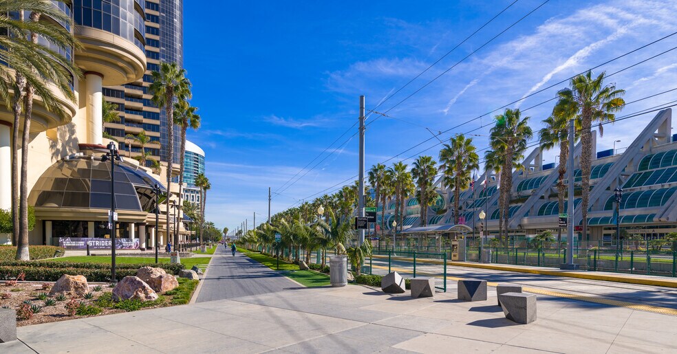 More Photos Of 100-200 Harbor Dr, San Diego Apartments For Sale