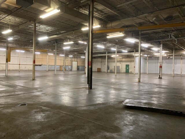 More Photos Of 12201 Elmwood Ave, Cleveland Manufacturing For Sale