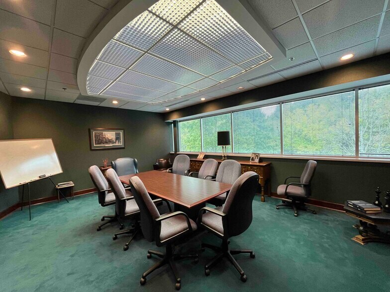 More Photos Of 7500 Hugh Daniel Dr, Birmingham Medical For Lease