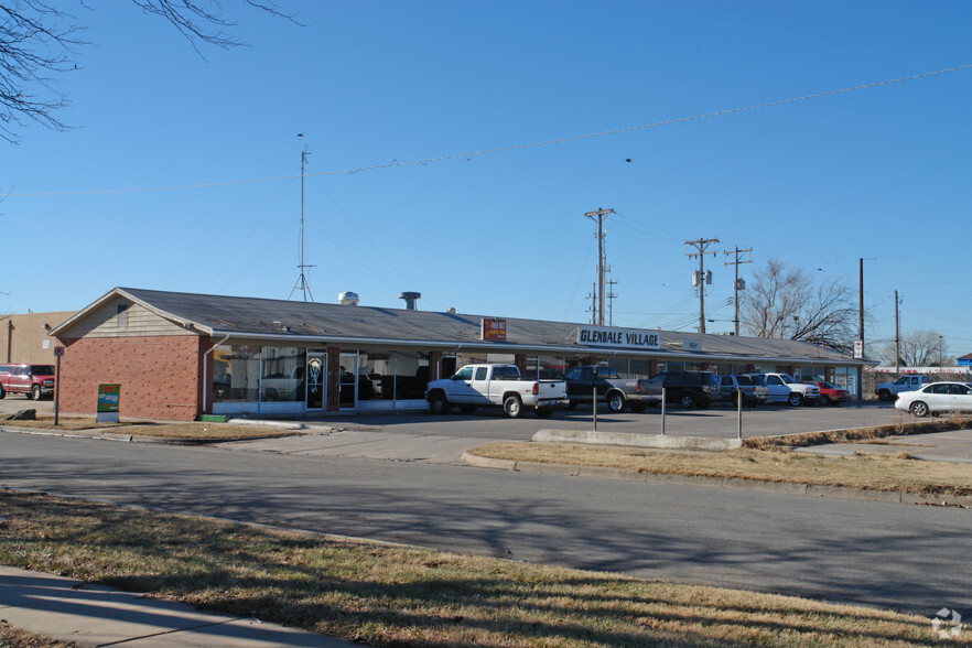 Primary Photo Of 2417-25 S Glendale St, Wichita Freestanding For Lease