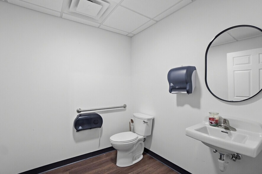 More Photos Of 110 W Main St, Deshler General Retail For Sale