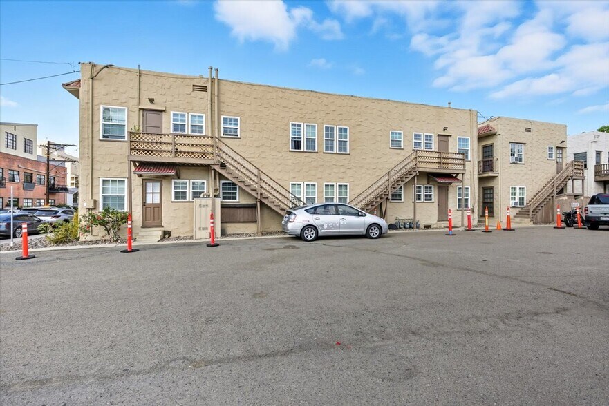 More Photos Of 3925-3935 7th Ave, San Diego Apartments For Sale