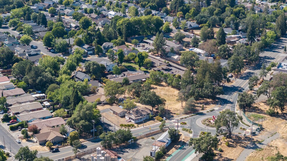 More Photos Of 9551 Old Redwood Hwy, Windsor Land For Sale