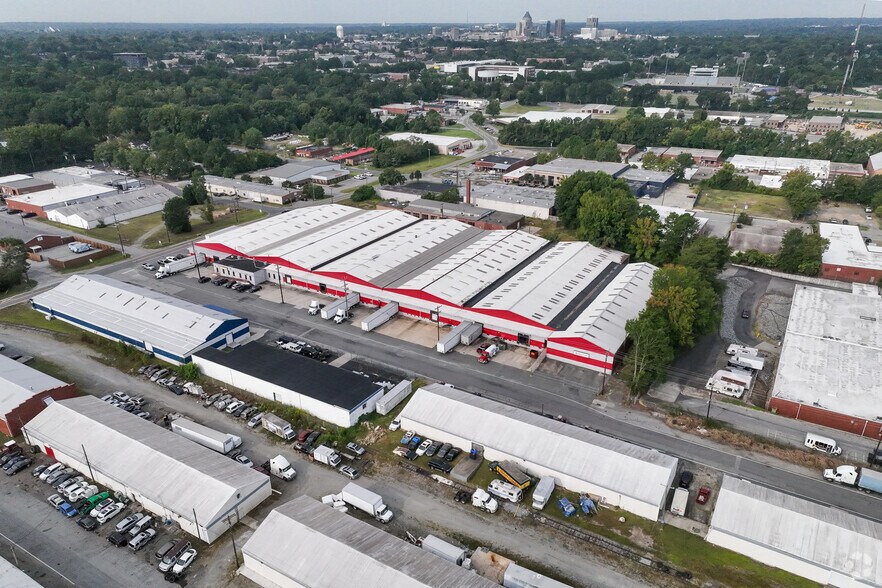 More Photos Of 801 Warehouse St, Greensboro Warehouse For Sale