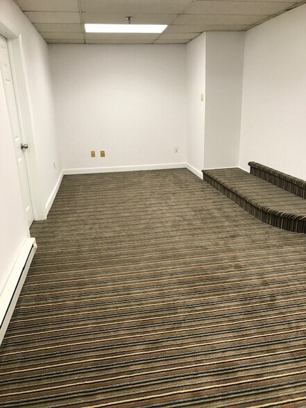 More Photos Of 500 Newfield Ave, Stamford Apartments For Lease