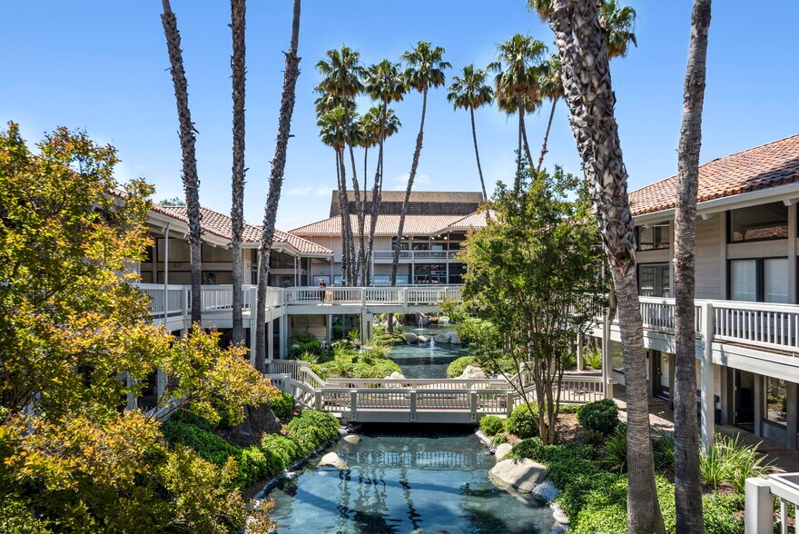 More Photos Of 850 Hampshire Rd, Westlake Village Office For Lease
