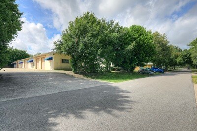 More Photos Of 637 2nd Ln, Vero Beach Flex For Sale