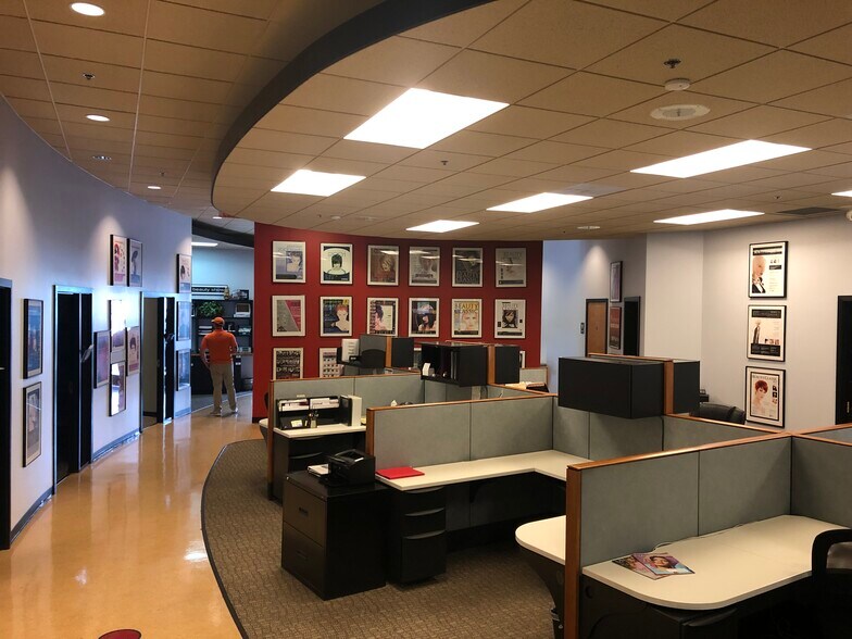 More Photos Of 1049 Willa Springs Dr, Winter Springs Medical For Sale