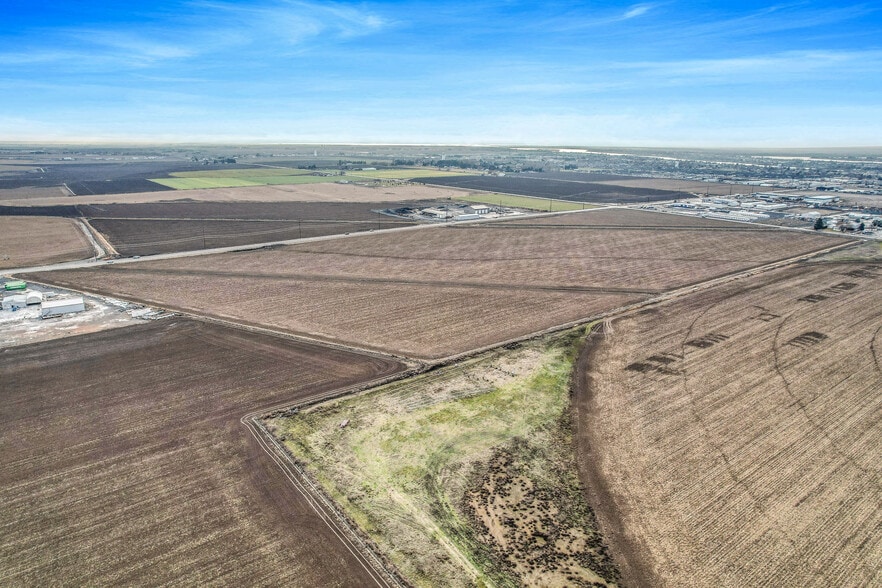Primary Photo Of 0 Wheeler Rd, Moses Lake Land For Sale