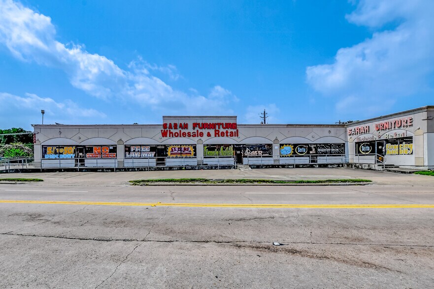 More Photos Of 8009 Harwin Dr, Houston Freestanding For Sale