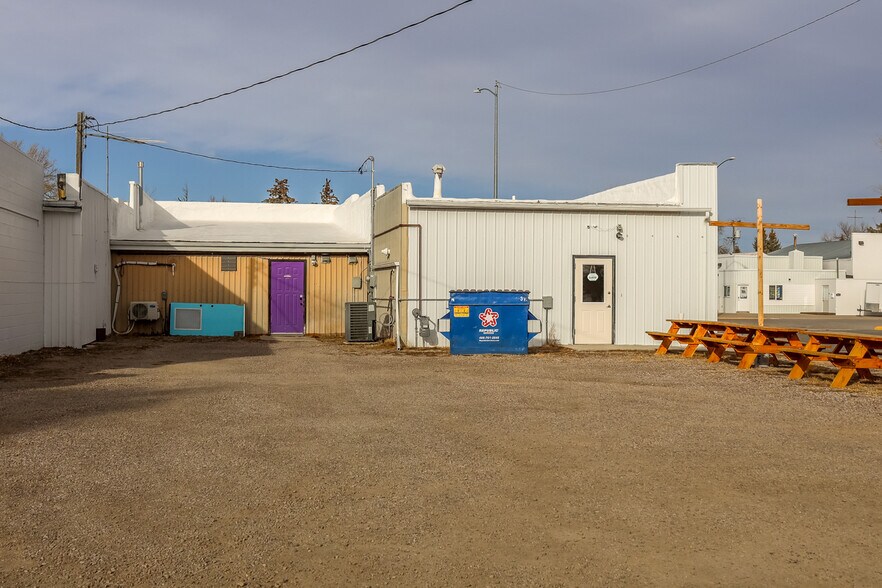 More Photos Of 426 Central Ave, Fairfield Storefront For Sale