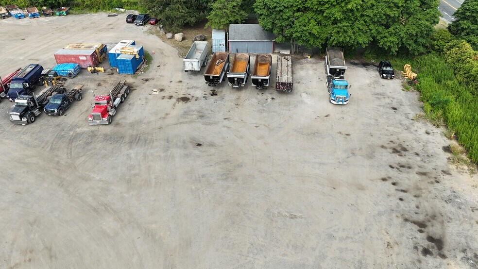 More Photos Of 4371 Middle Country Rd, Calverton Land For Lease