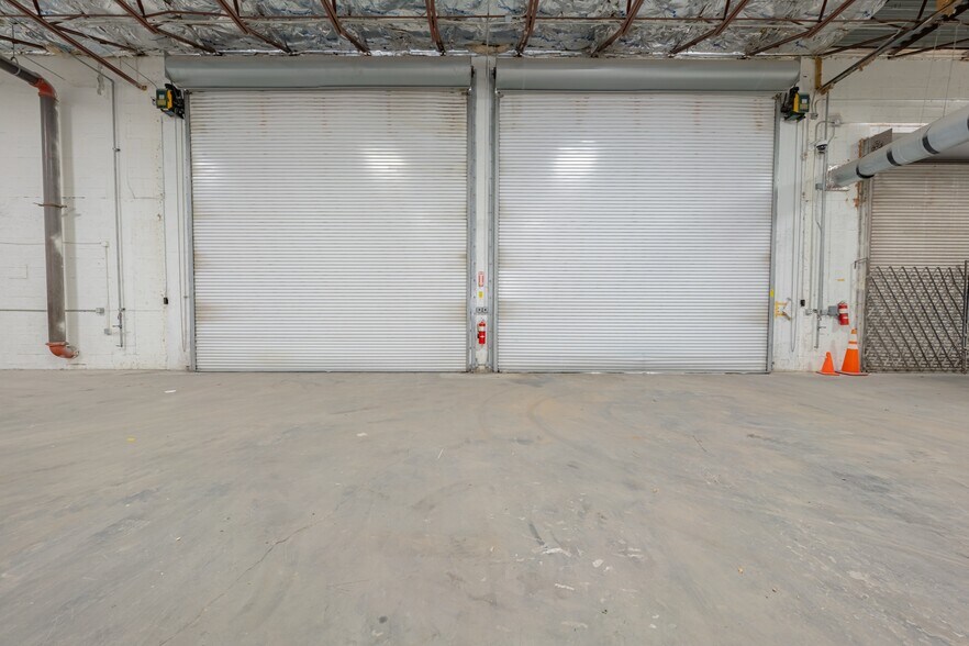 More Photos Of 13185 NW 47th Ave, Opa-locka Warehouse For Lease