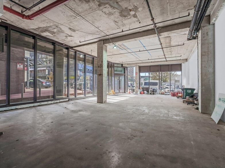 More Photos Of 36-21 Prince st, Flushing General Retail For Lease