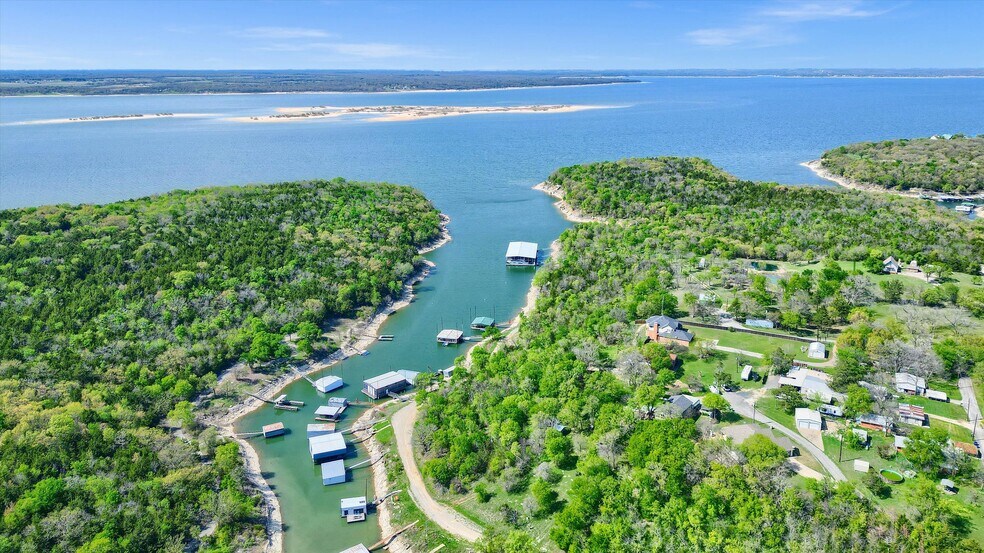 More Photos Of 470 Lazy Acres Cir, Pottsboro Self Storage For Sale