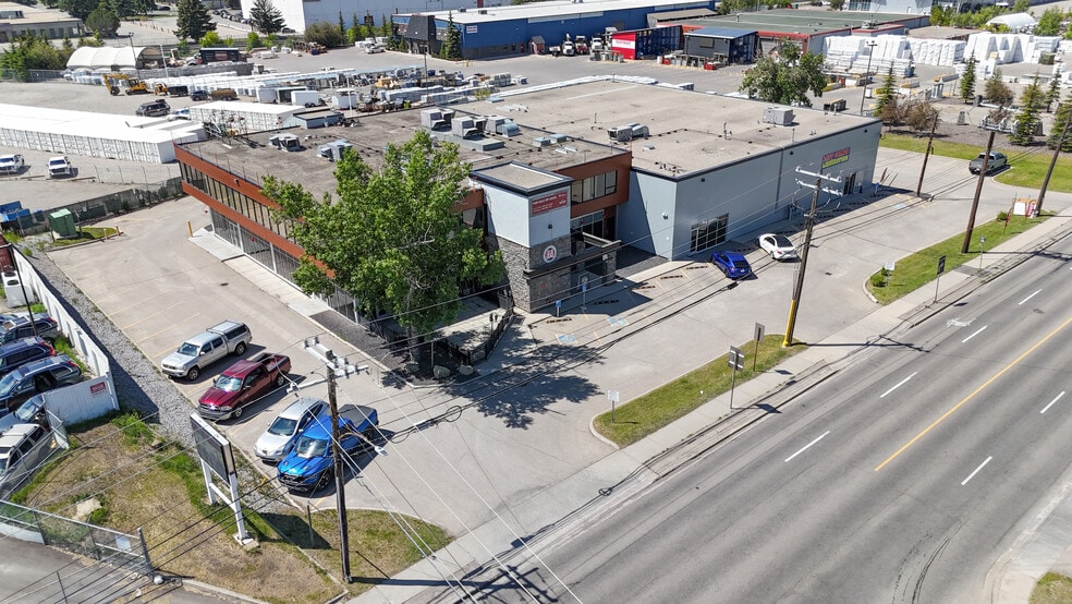 Primary Photo Of 7207 Fairmount Dr SE, Calgary Storefront Retail Office For Lease