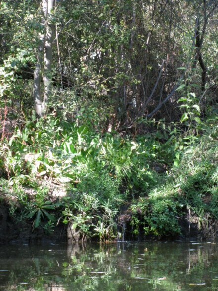 More Photos Of 924-220-017 CA Riverside County, Temecula Land For Sale