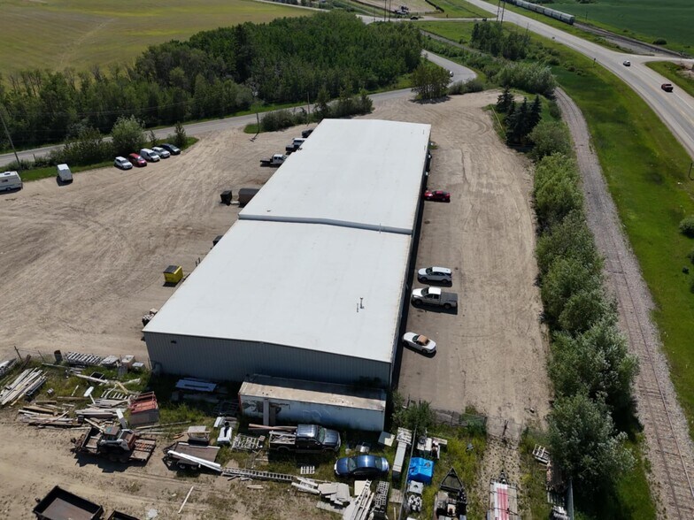 More Photos Of 4000 Landry Ave, Red Deer County Warehouse For Lease