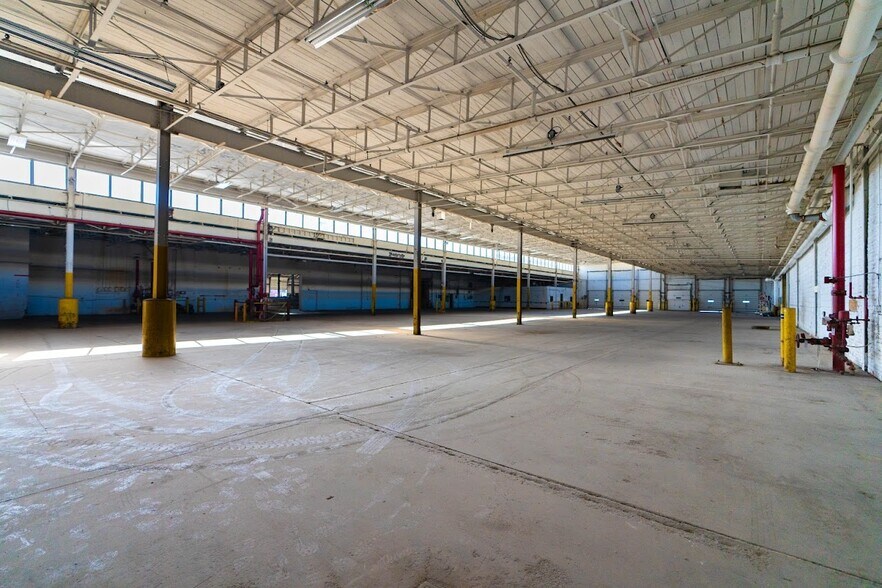 More Photos Of 1650 Union Ave, Baltimore Manufacturing For Lease