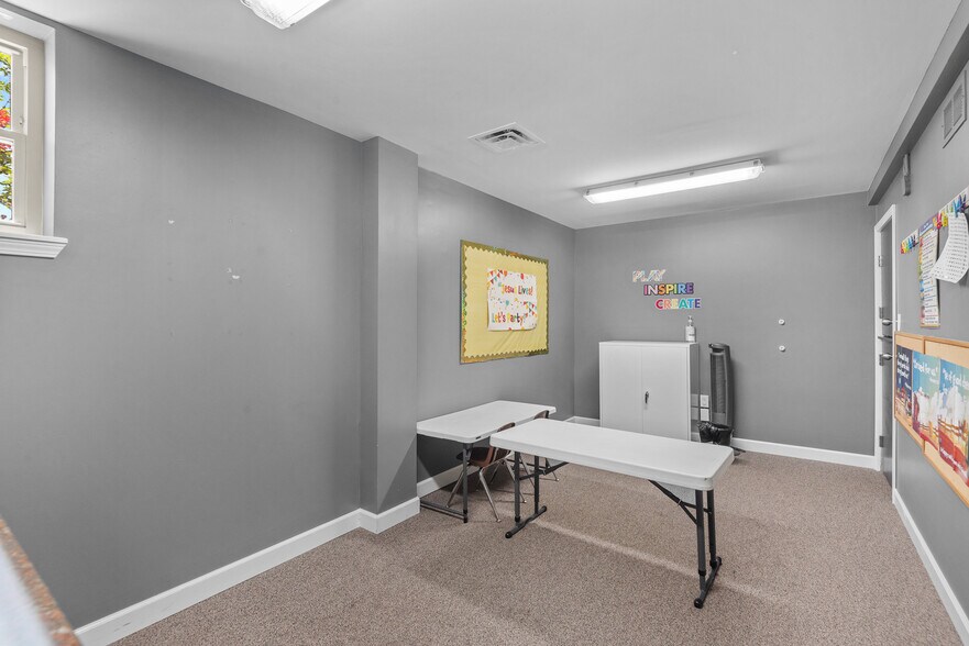More Photos Of 2450 Pontoon Rd, Granite City Religious Facility For Sale