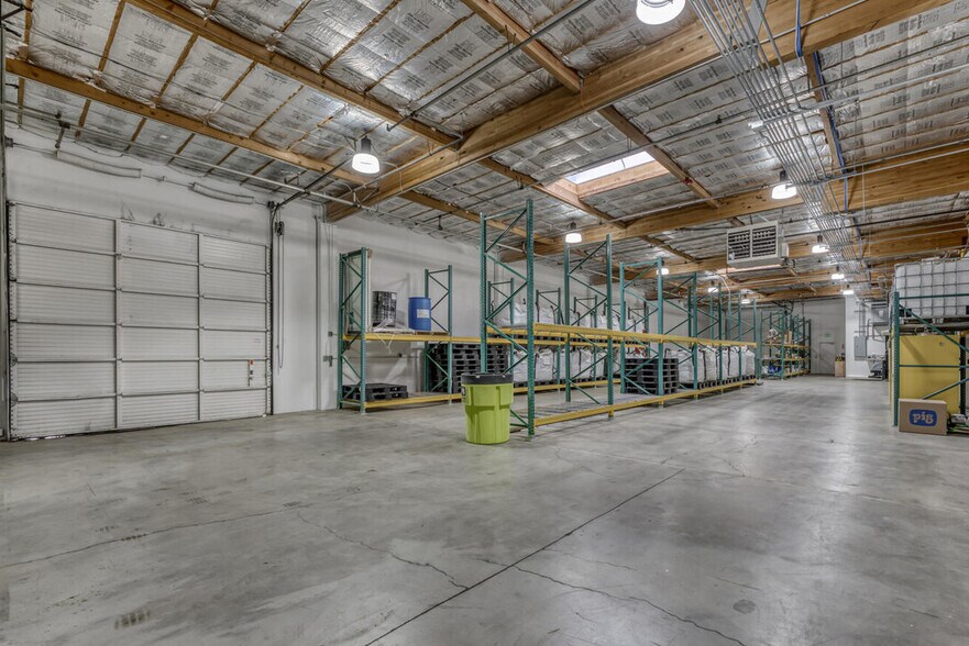 More Photos Of 680 E Glendale Ave, Sparks Warehouse For Sale