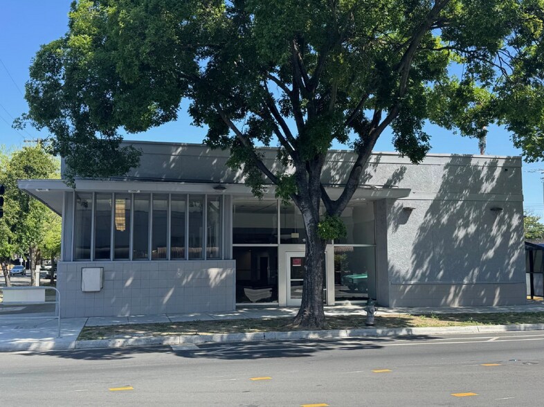 More Photos Of 1515 Broadway, Sacramento Bank For Lease