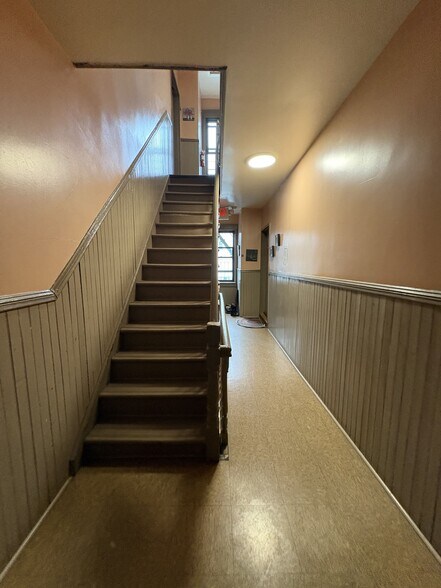 More Photos Of 536-542 N High St, Mount Vernon Apartments For Sale