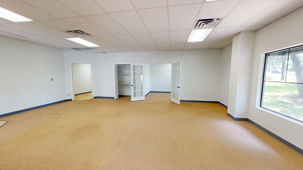 More Photos Of 4600 Spicewood Springs Rd, Austin Office For Sale