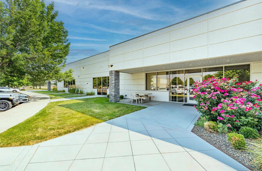 More Photos Of 350-398 N Mitchell St, Boise Office For Lease