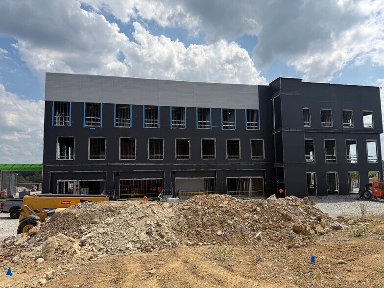 More Photos Of 113 Bear Xing, Mount Juliet Medical For Lease