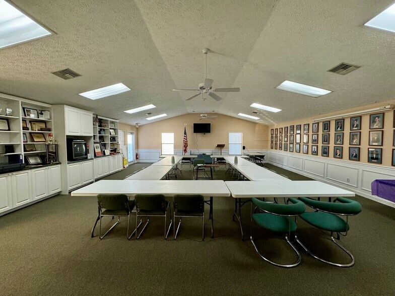 More Photos Of 6550-6564 S US Highway 1, Port Saint Lucie Office For Lease