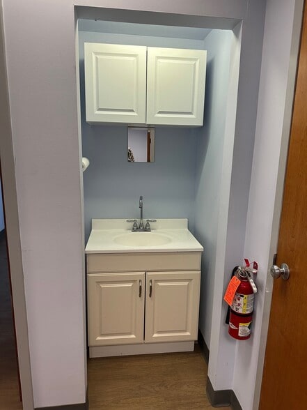 More Photos Of 80 W Welsh Pool Rd, Exton Medical For Lease