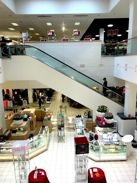 More Photos Of 1390-1440 W University Ave, Saint Paul Unknown For Lease