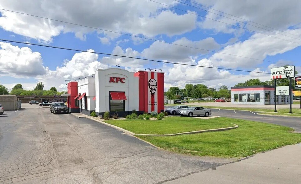 Primary Photo Of 1659 Marion Rd, Bucyrus Fast Food For Lease