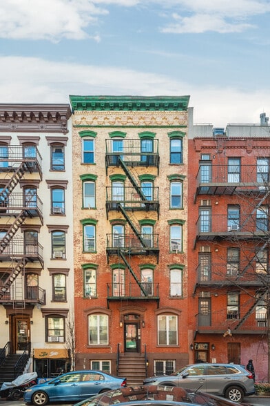 More Photos Of 332 E 6th St, New York Apartments For Sale