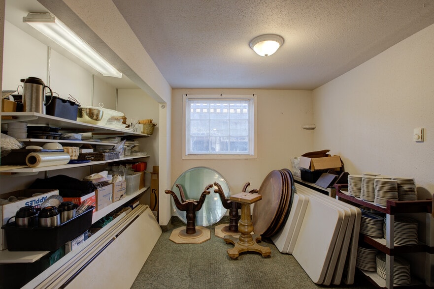 More Photos Of 809 Main Roseburg, Roseburg Lodge Meeting Hall For Sale