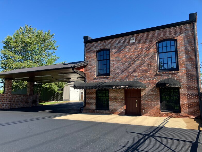 More Photos Of 157 N Main St, Bostic Office For Sale
