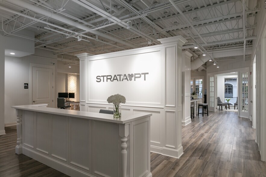 More Photos Of 3983 Destination Dr, Osprey Storefront Retail Office For Sale